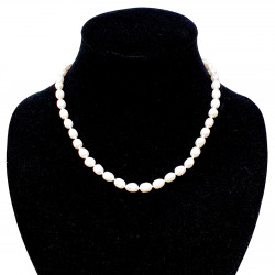 Freshwater pearl necklace