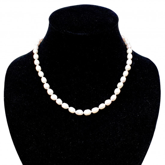 Freshwater pearl necklace