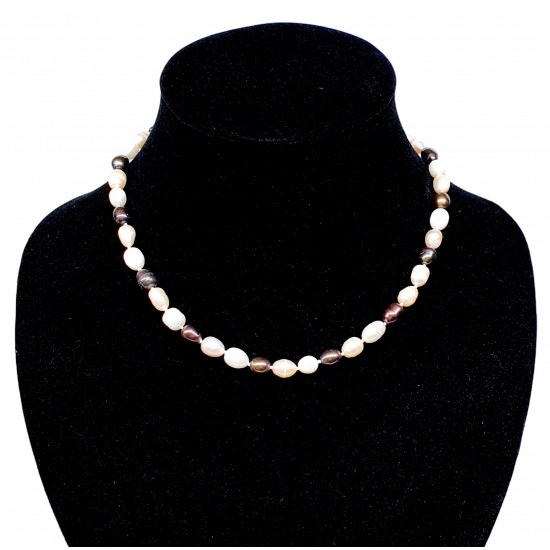 Freshwater pearl necklace
