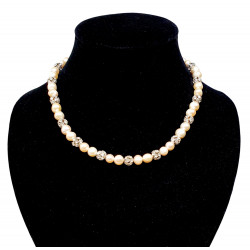 Freshwater pearl necklace