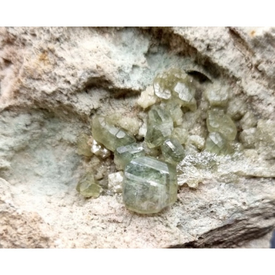 demantoide garnet