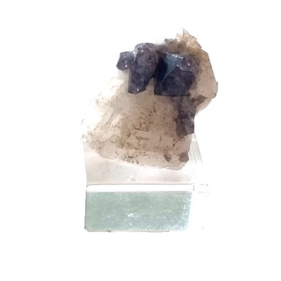 blue spinel