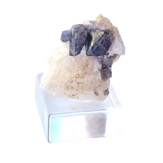 blue spinel