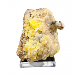 Wulfenite