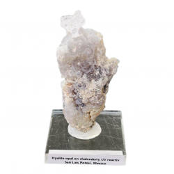 Opale hyalite sur calcédoine
