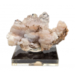 Hyalite opal on chalcedony