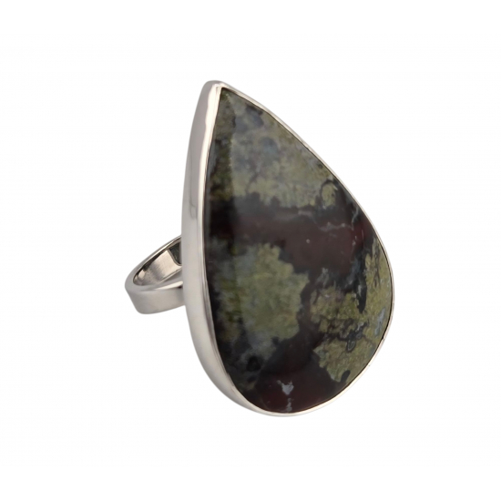 Ring dragon blood stone