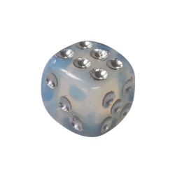 Dice opalite