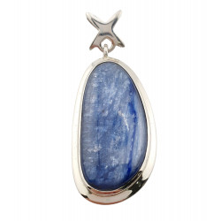 pendant kyanite silver