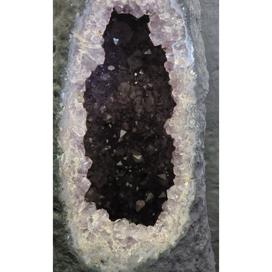 amethyst geode 27"