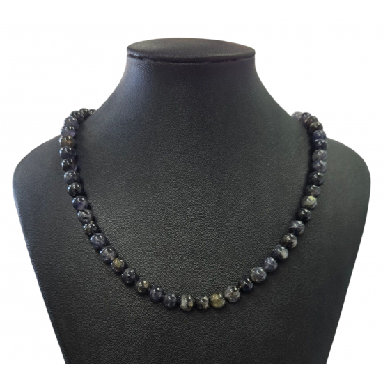 Iolite necklace 8mm