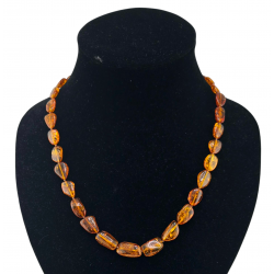 amber necklace