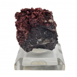 Erythrite