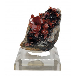 vanadinite on goethite