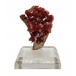 vanadinite on goethite