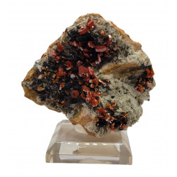 vanadinite on goethite