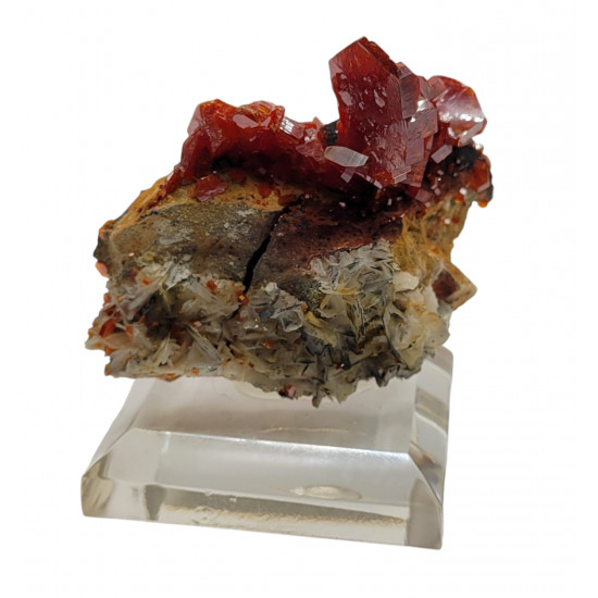 vanadinite on goethite