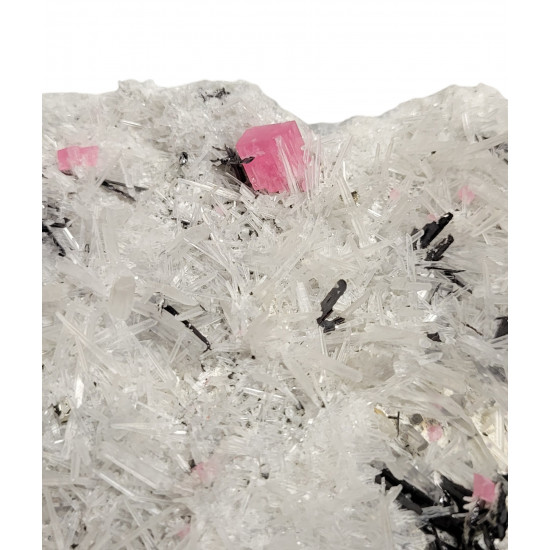 Rhodochrosite, Quartz, Pyrite, Hubnerite sweet home mine