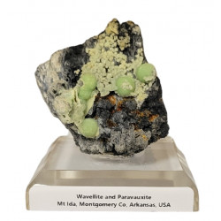 Wavellite and Paravauxite