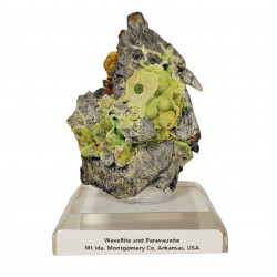 Wavellite and Paravauxite