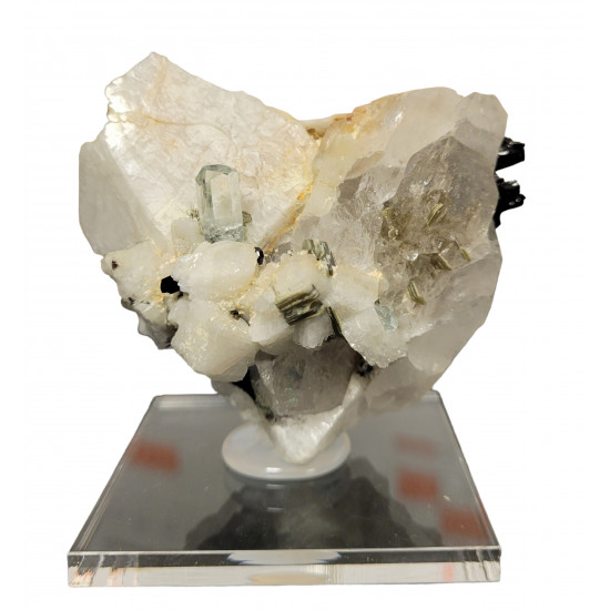 Aquamarine - Orthose - Tourmaline - quartz Aquamarine - Orthose - Tourmaline - quartz