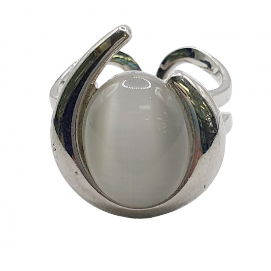 ring cat eyes white