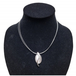 necklace cats eye gray