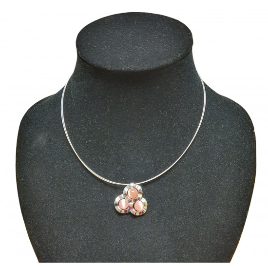 necklace cats eye pink