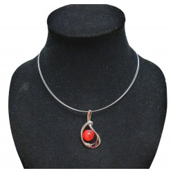 necklace cats eye raspberry