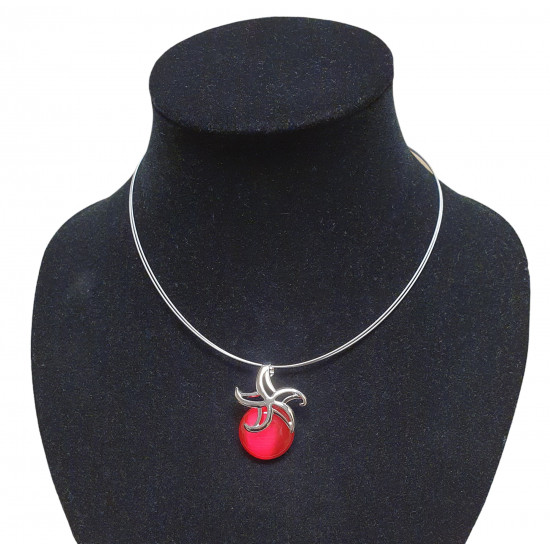 necklace cats eye fuchsia
