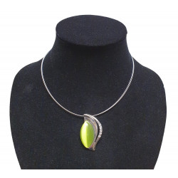 necklace cats eye green
