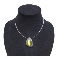 necklace cats eye green