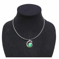 necklace cats eye green