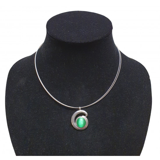 necklace cats eye green