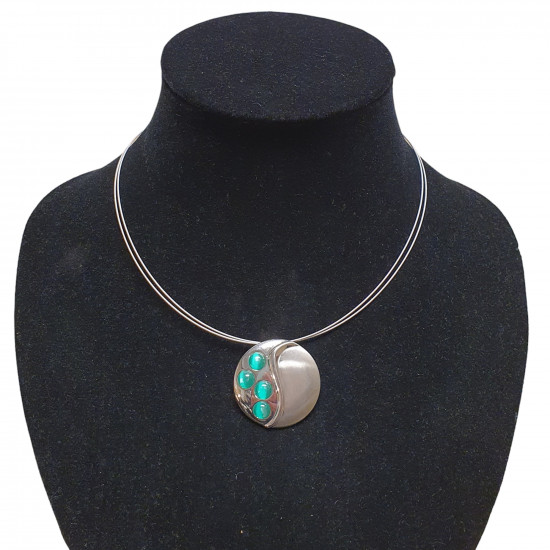 necklace cats eye green