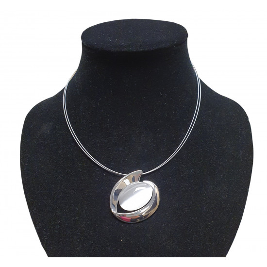 necklace cats eye white 