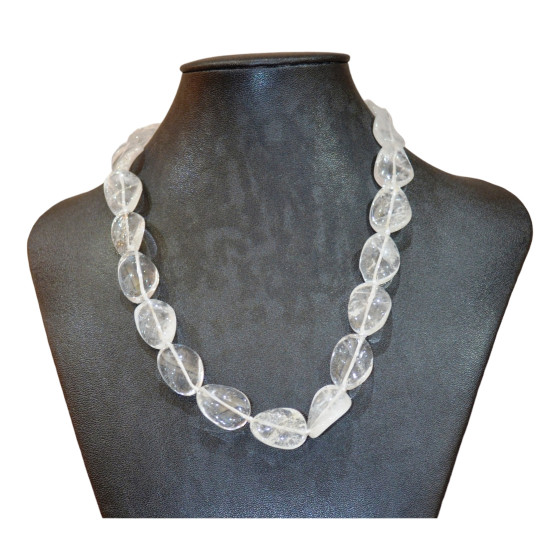 oval quartz necklace