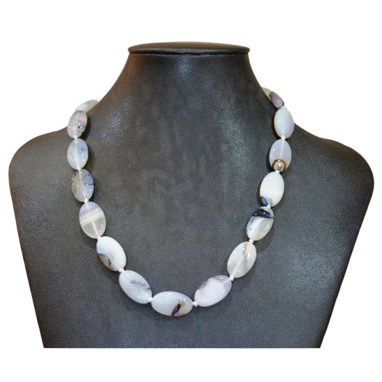 white agate necklace 20mm