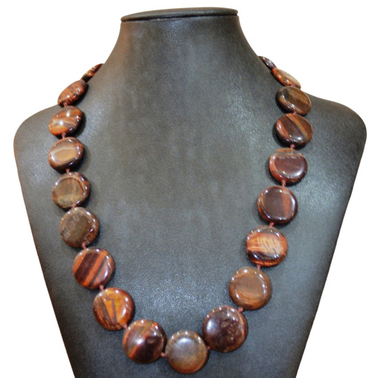 round bull's eye necklace