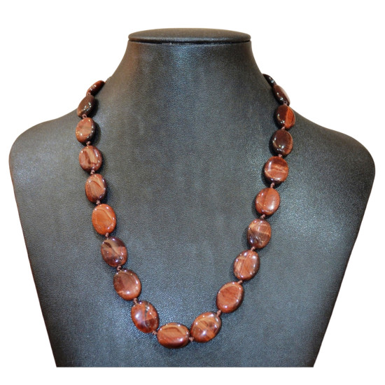 oval bull's eye necklace