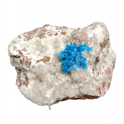 Pentagonite on stilbite
