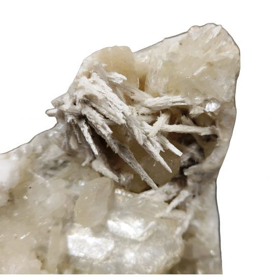 green apophyllite on stilbite and scolecite