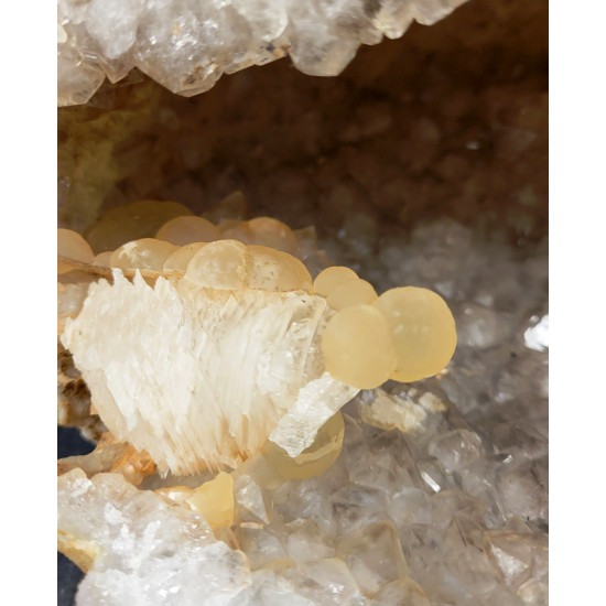 quartz and fluorite