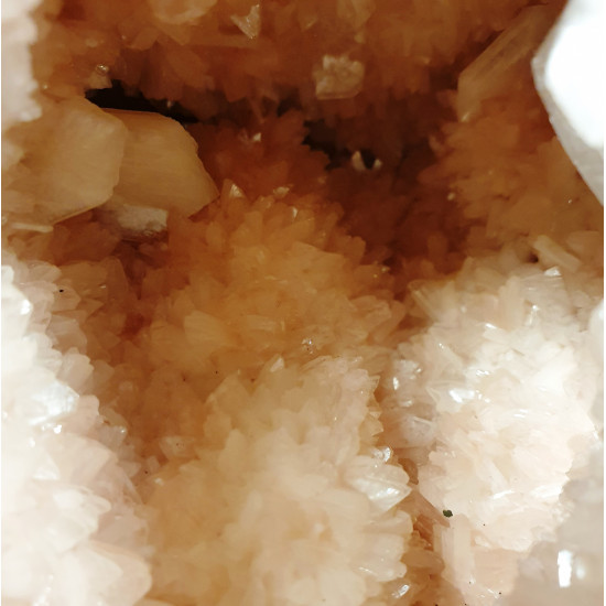 heulandite and stilbite