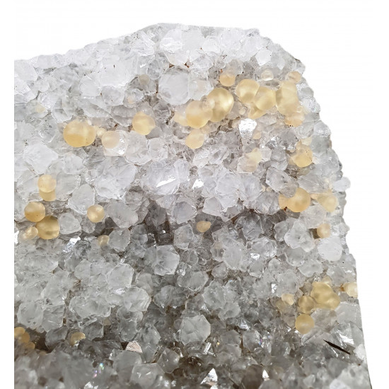 fluorite ball on quartz