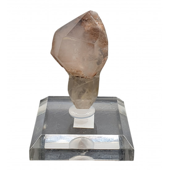 quartz scepter with inclusions