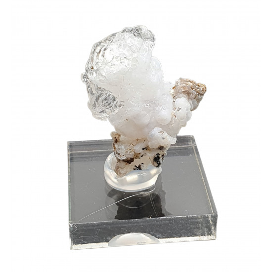 Hyalite opal on chalcedony