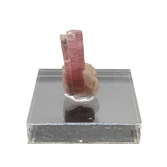 tourmaline rubellite