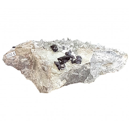 Babingtonite on laumontite