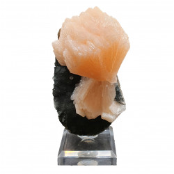 stilbite on chalcedony